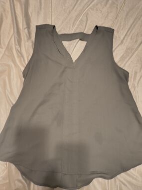 Worthington Sleeveless V-Neck Camisole In Very Light Green